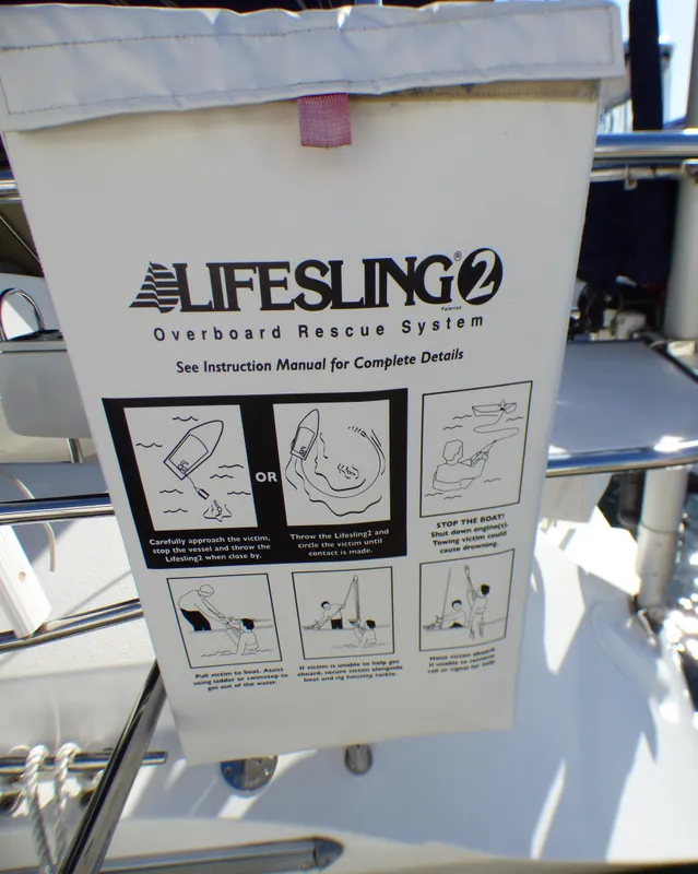 2004 Catalina 350