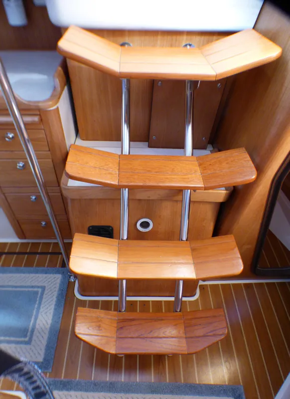 2004 Catalina 350