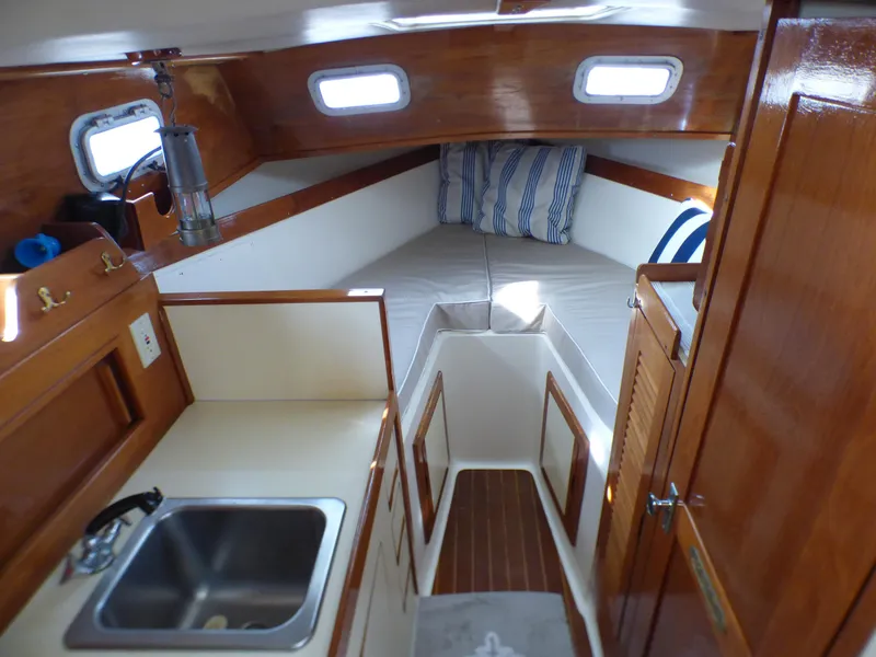 1989 Pearson Coastal Downeast Cruiser