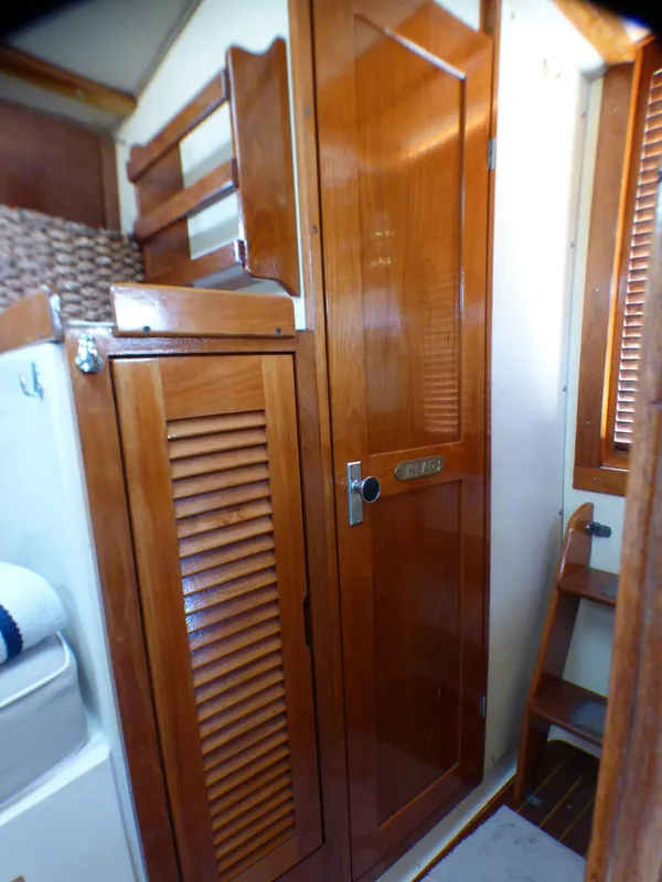 1989 Pearson Coastal Downeast Cruiser