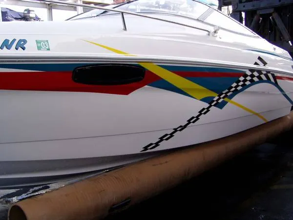 1995 Wellcraft Eclipse 260S with trailer
