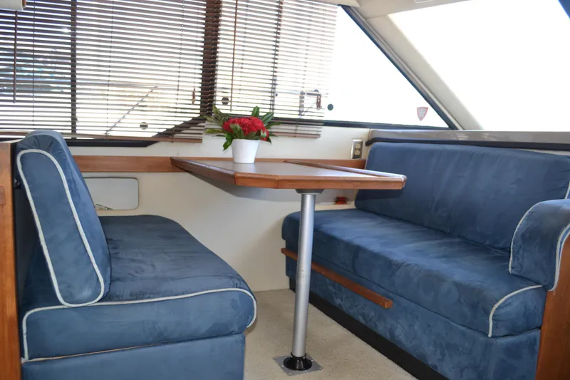 1996 Bayliner 3587 Motoryacht
