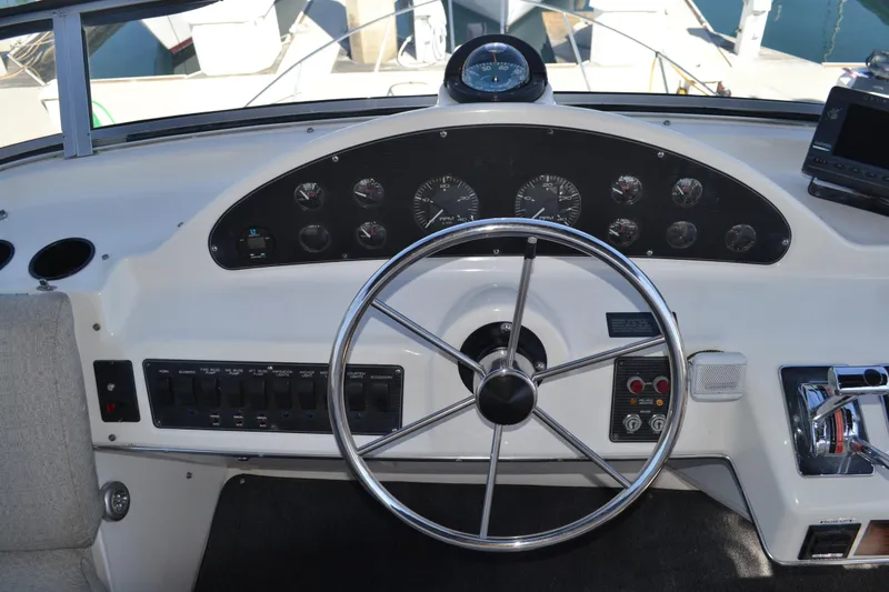 1996 Bayliner 3587 Motoryacht