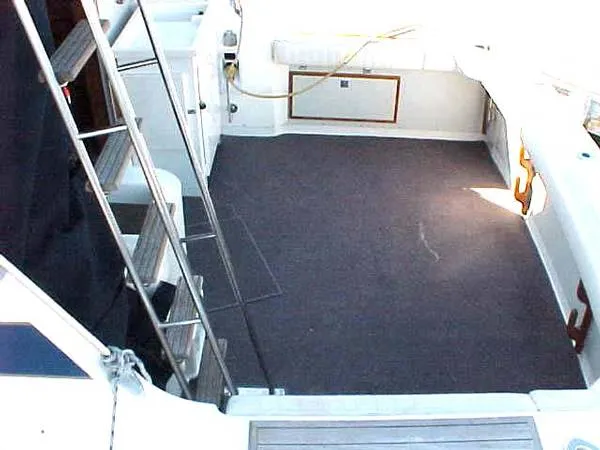 1986 Bertram Flybridge Cruiser