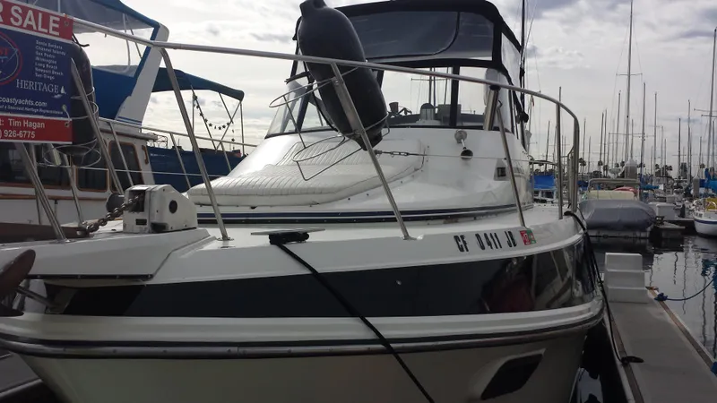 1985 Carver 36 Mariner