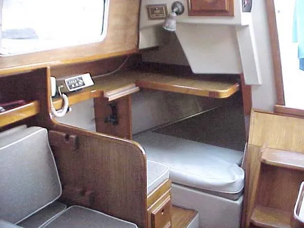 quarter berth