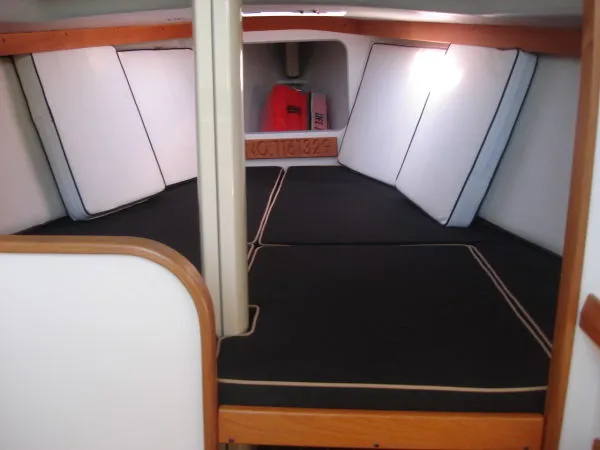2004 Alerion-Express