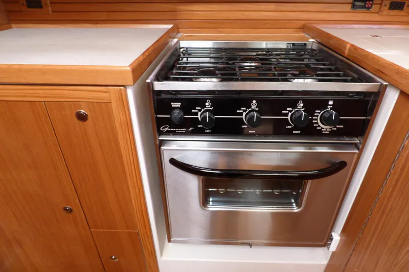 2014 Catalina 445