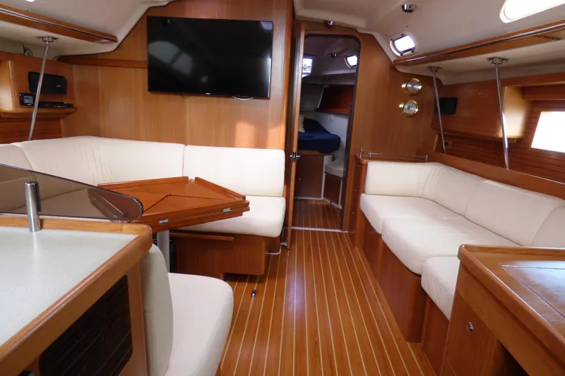 2014 Catalina 445