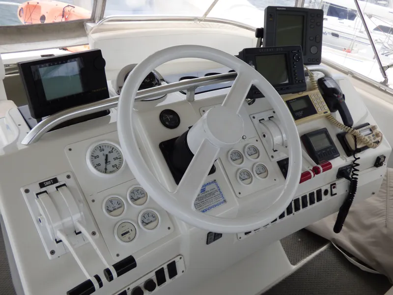 1993 Mainship 40 Sedan Bridge