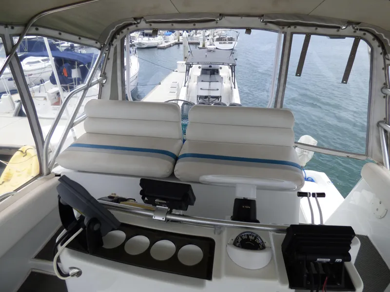 1993 Mainship 40 Sedan Bridge