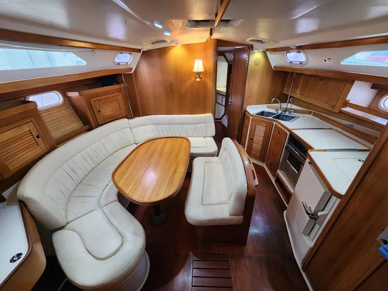 2004 Catalina 42 MkII