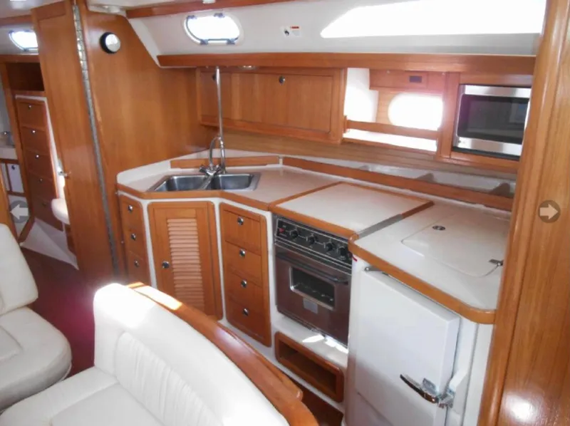 2004 Catalina 42 MkII