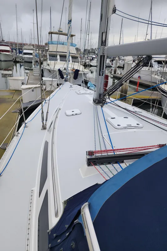 2004 Catalina 42 MkII