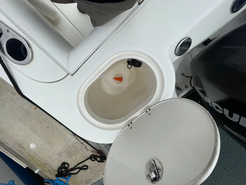 2008 Boston Whaler 285 Conquest