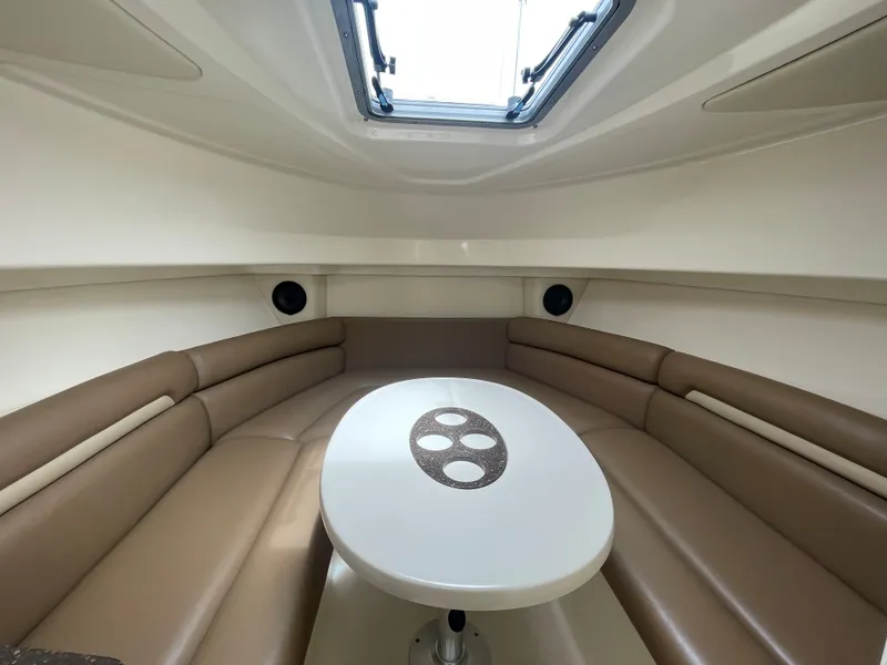 2008 Boston Whaler 285 Conquest
