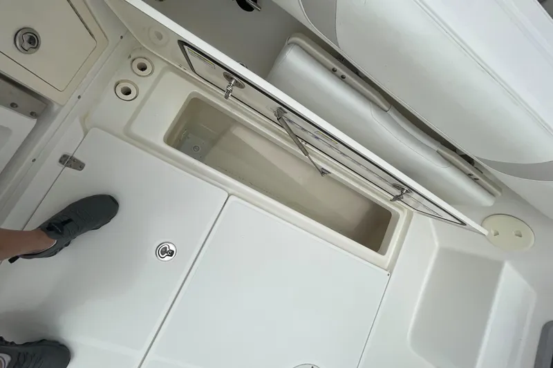 2008 Boston Whaler 285 Conquest