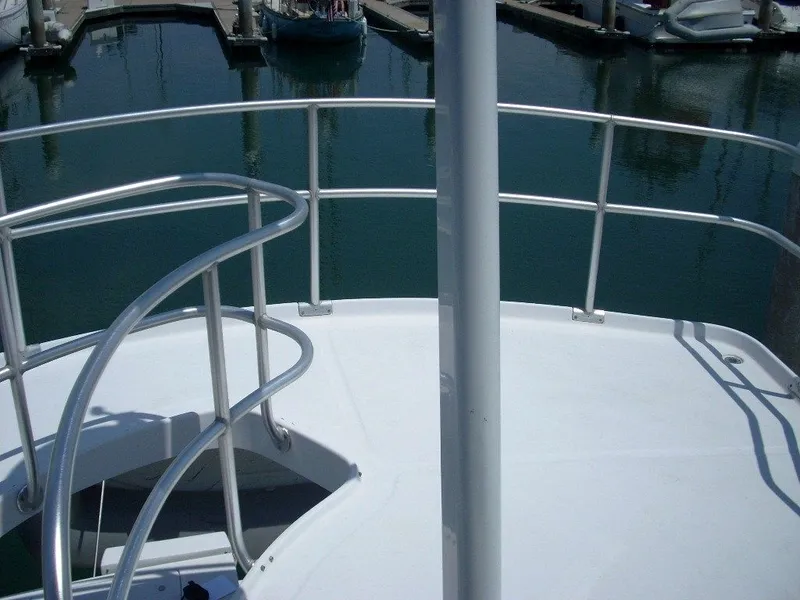 2000 Mainship 390 Trawler