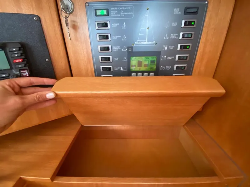 Nav Station/Panel