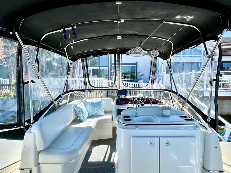 2000 Silverton 330 Sport Bridge