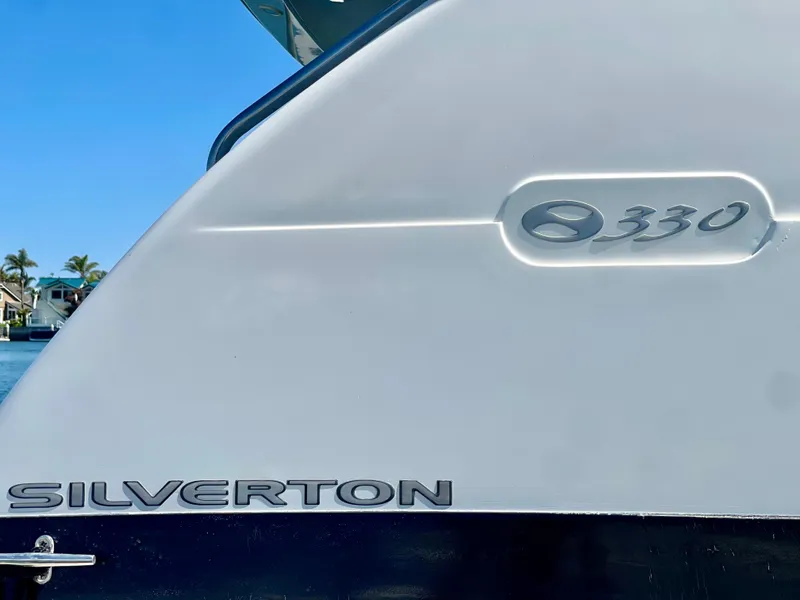 2000 Silverton 330 Sport Bridge