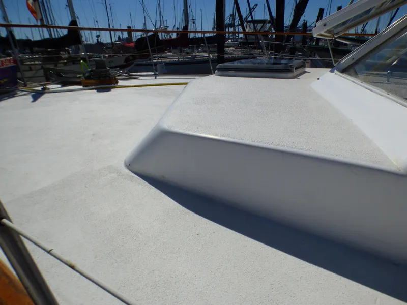 1984 Spindrift 39 ft. Aft Cabin Twin Diesel