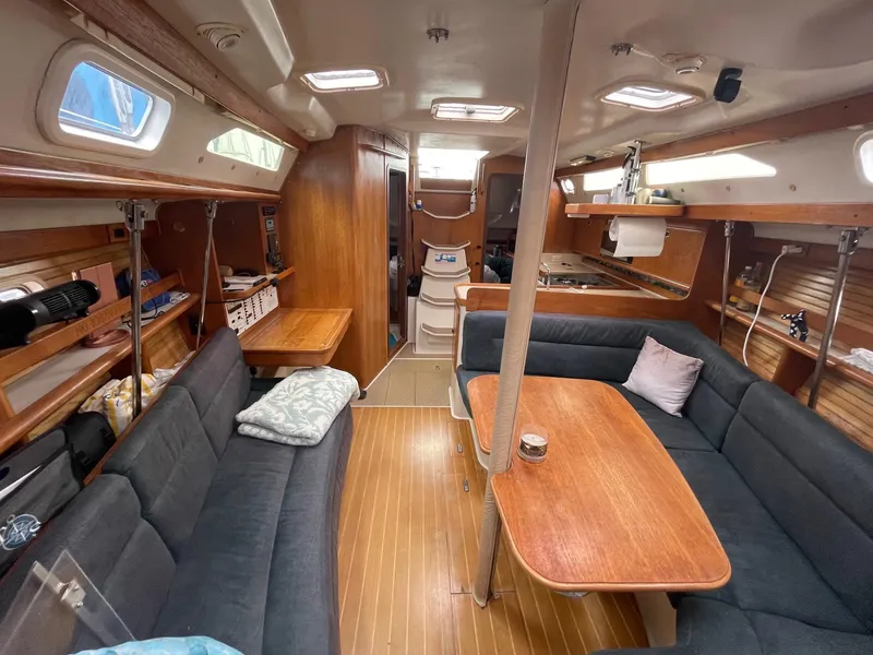 1998 Catalina 380