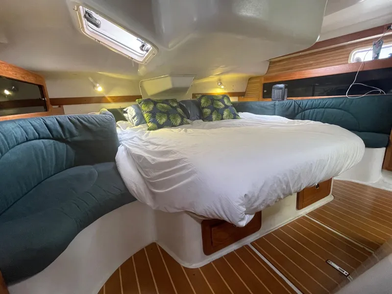 1998 Catalina 380