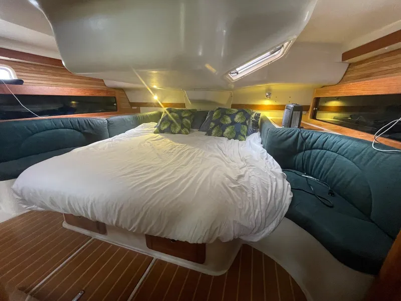1998 Catalina 380