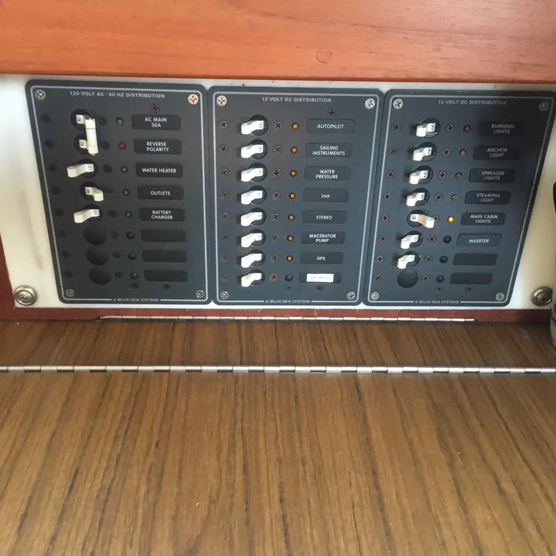 1985 Catalina 30
