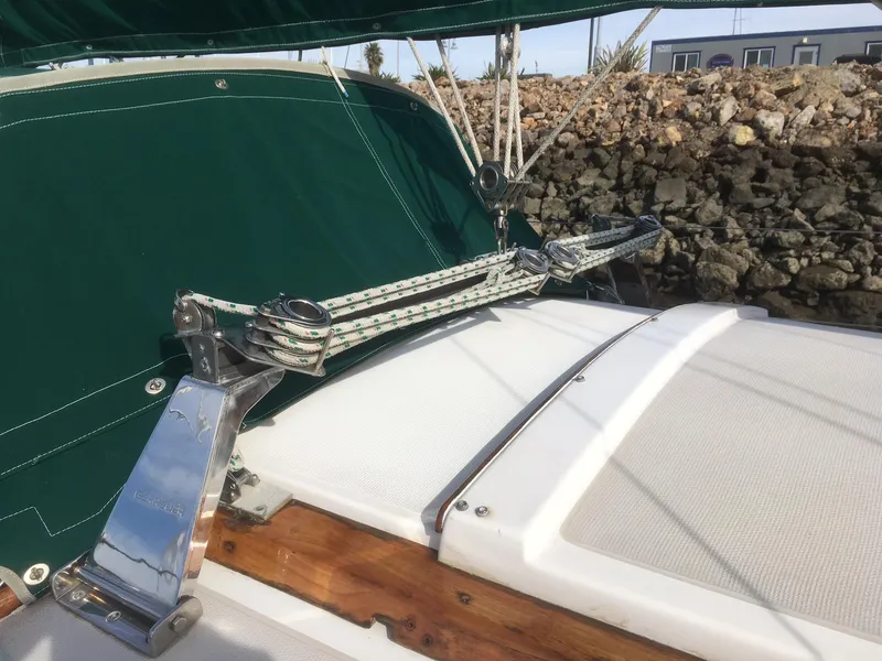 1985 Catalina 30