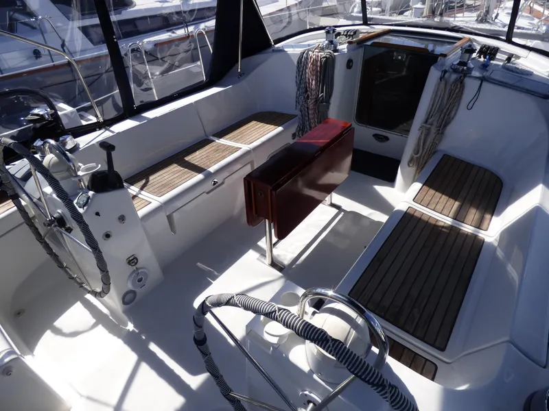 2006 Beneteau 473