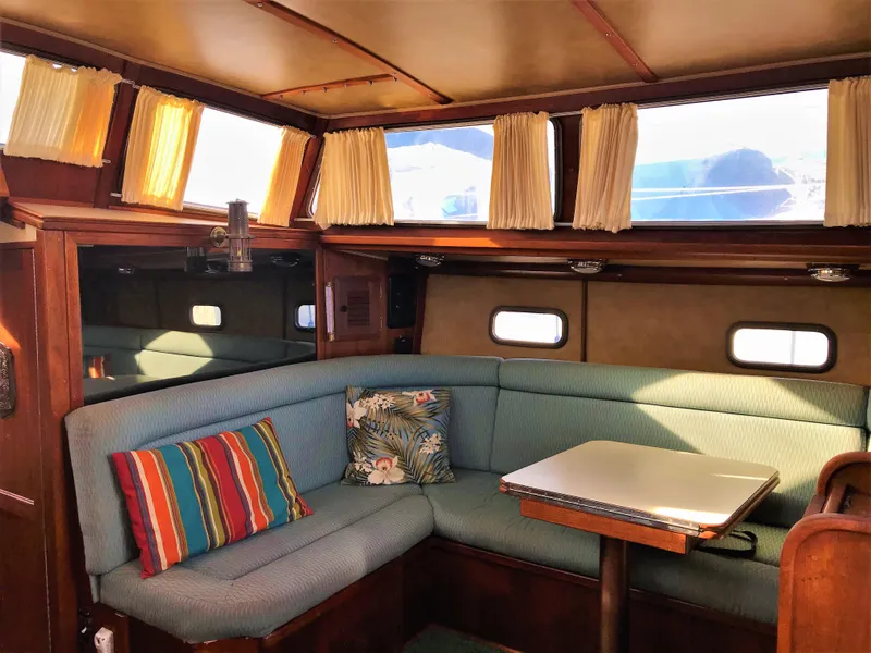 1975 Islander Freeport 41