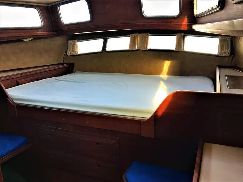1975 Islander Freeport 41