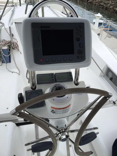 2006 Hunter 27