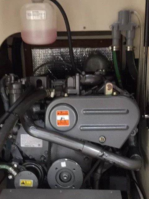 2006 Hunter 27