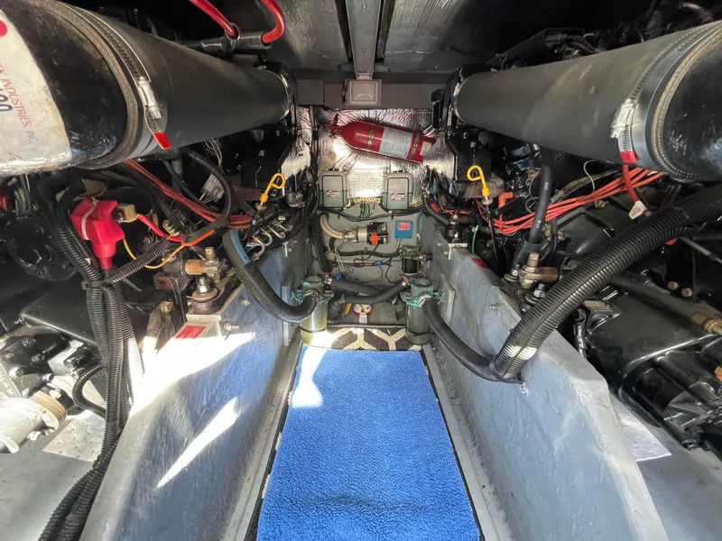 1996 Sea Ray 400 Sedan Bridge