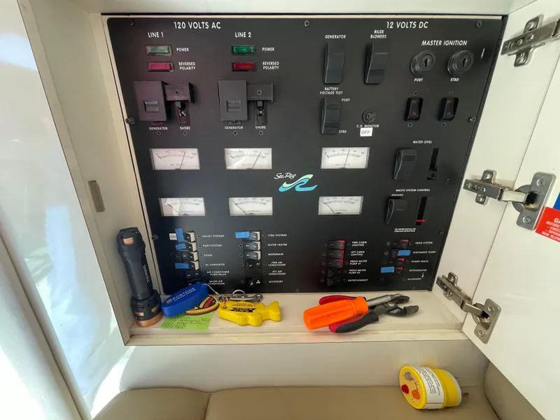 1996 Sea Ray 400 Sedan Bridge