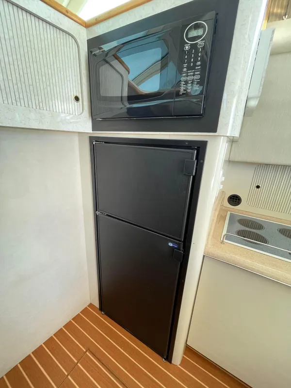 1996 Sea Ray 400 Sedan Bridge