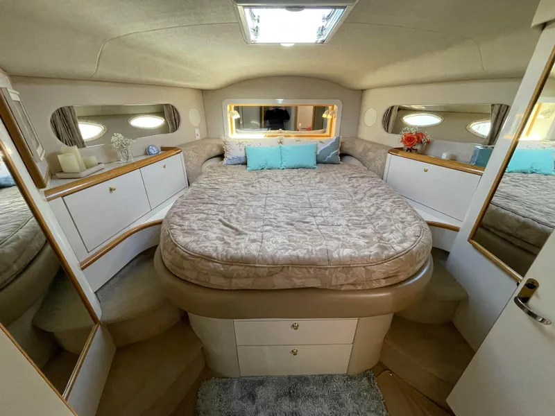 1996 Sea Ray 400 Sedan Bridge