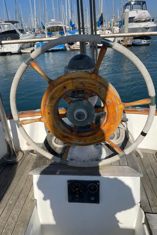 1982 Formosa 30 Ketch
