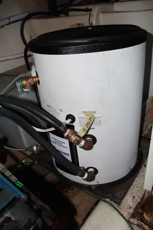 New hot water tank