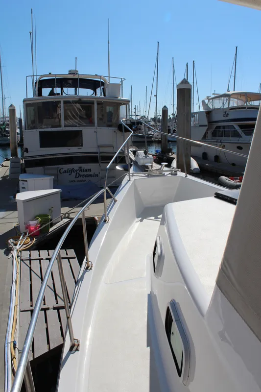 Side deck forward