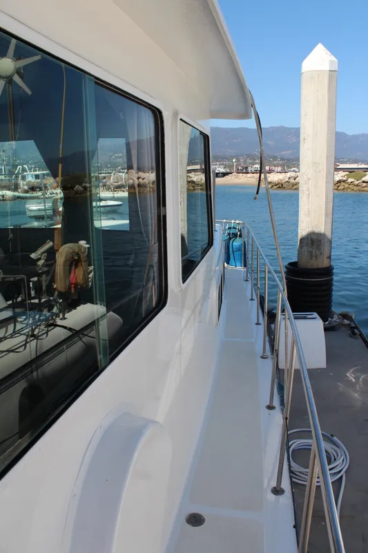 Side deck