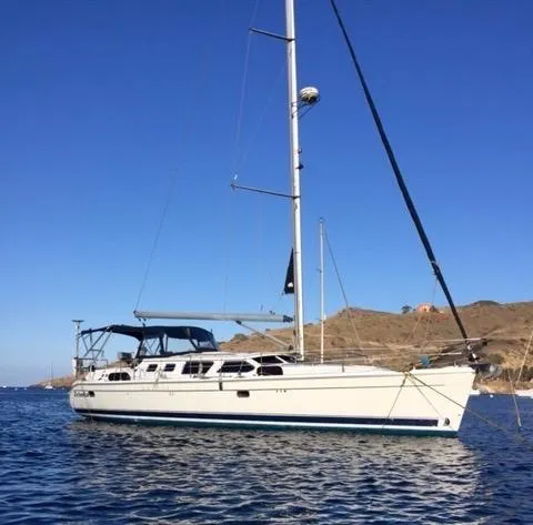 2007 Hunter 44 Deck Salon