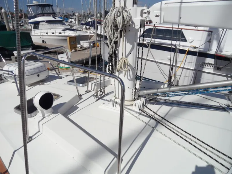 1988 Beneteau Oceanis 3 stateroom
