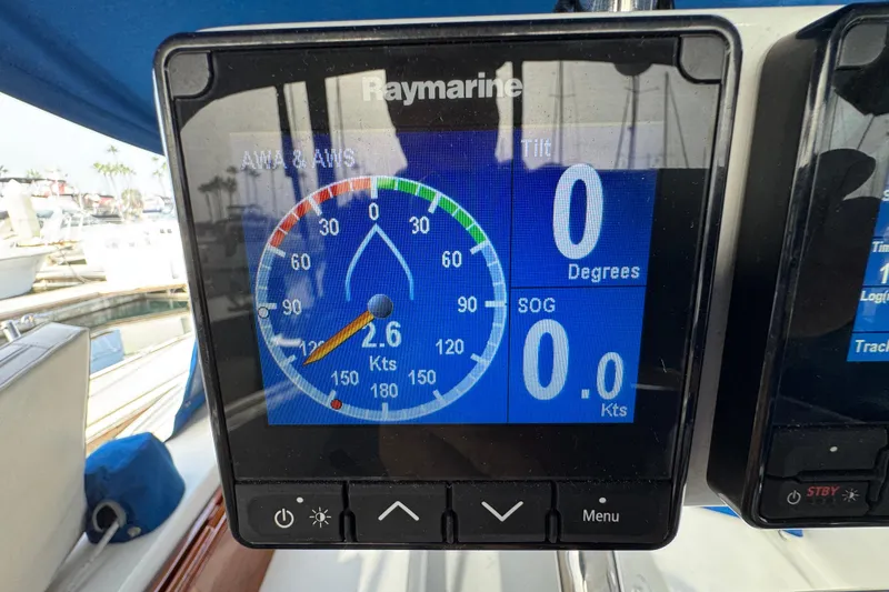 Raymarine display on 1991 Catalina 36MKI showing wind speed and direction.