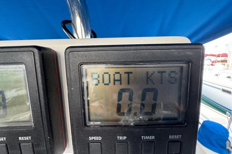 Digital speedometer on a 1991 Catalina 36MKI sailboat showing 0.0 knots.