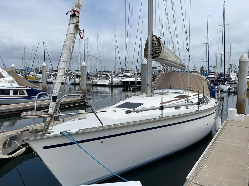 1992 Hunter 35.5