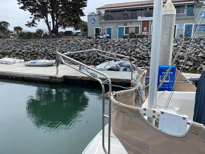 1992 Hunter 35.5